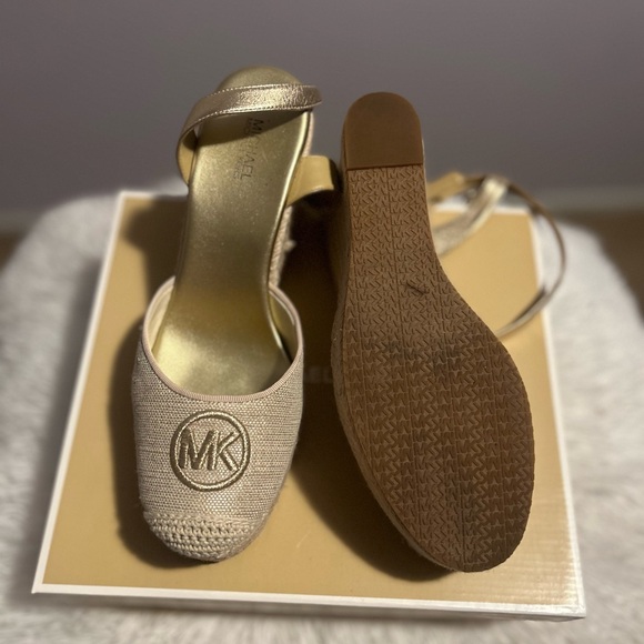 Michael Kors Gold and Tan Wedge Shoes - Picture 1 of 7
